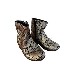Genuine Kids/OshKosh black/silver brocade ankle boots Toddler girl size 10
